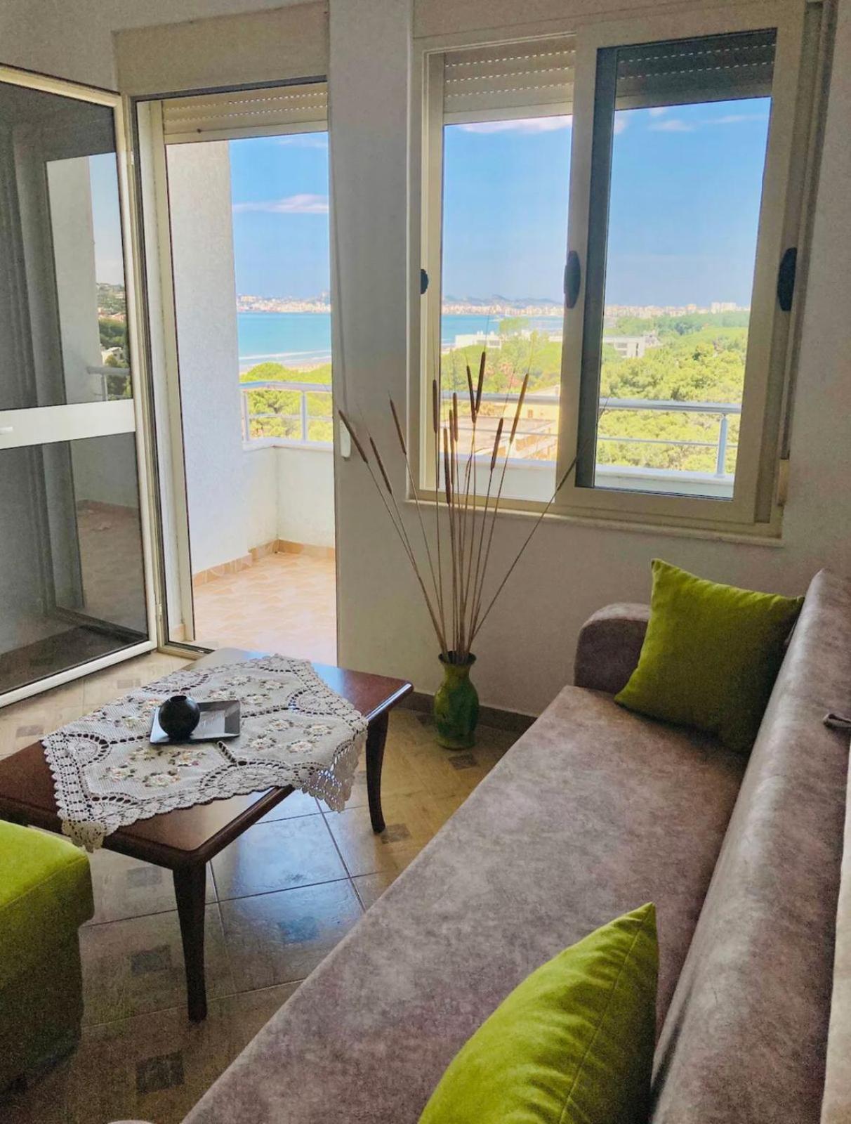 Lunasol Seaside Apartments Durres Ngoại thất bức ảnh