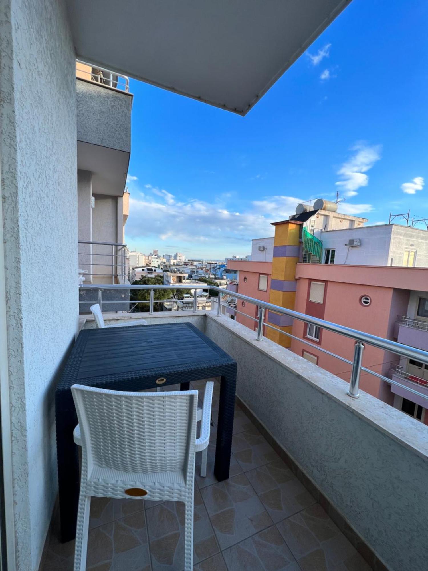 Lunasol Seaside Apartments Durres Ngoại thất bức ảnh