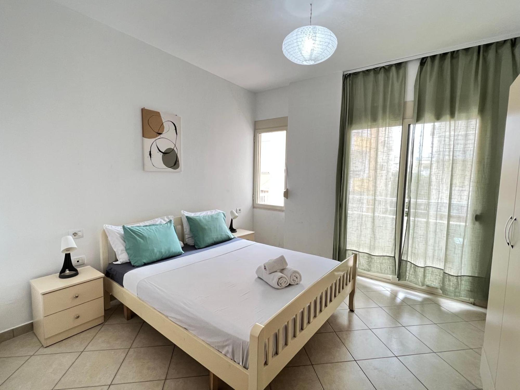 Lunasol Seaside Apartments Durres Ngoại thất bức ảnh