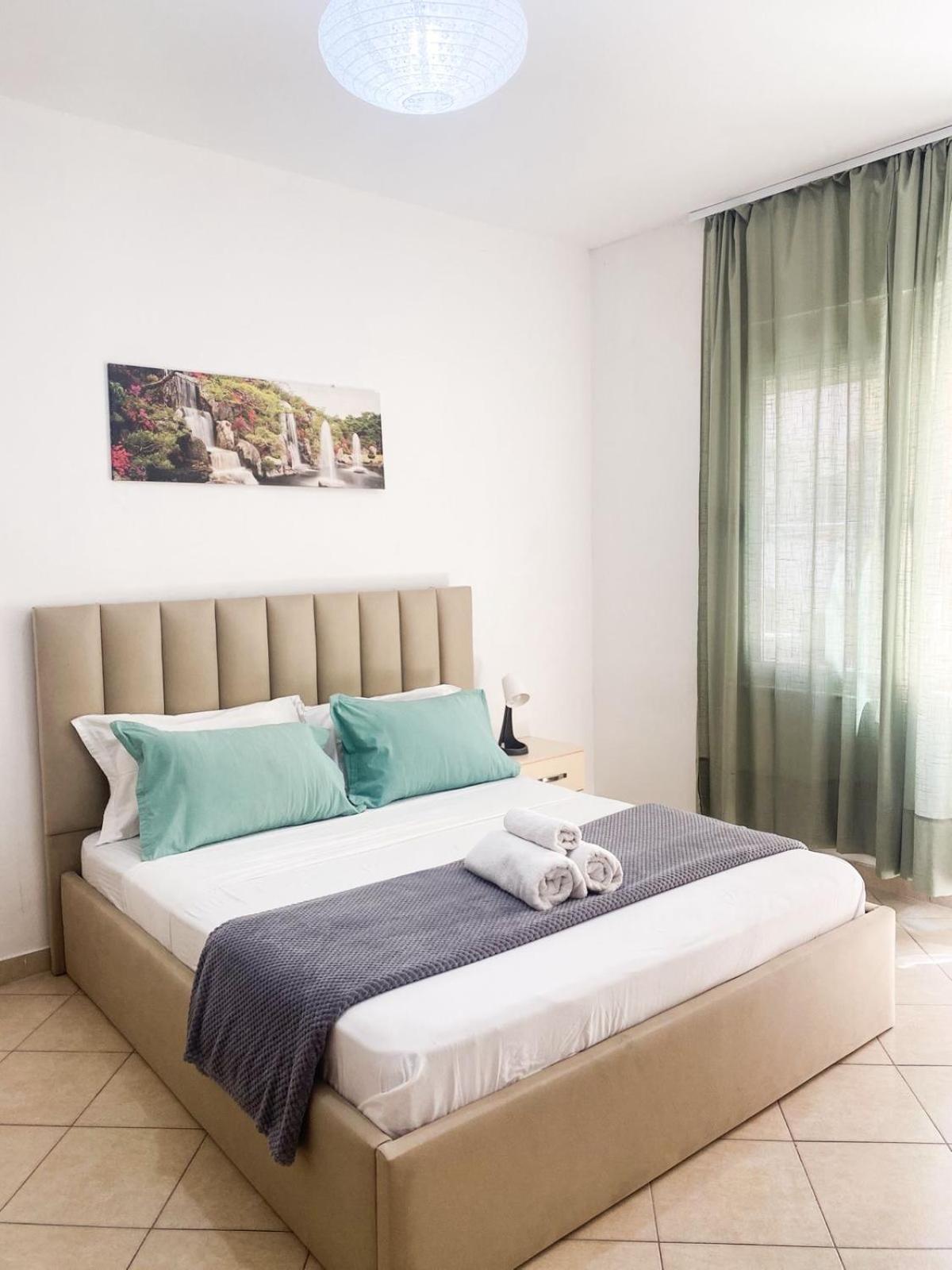 Lunasol Seaside Apartments Durres Ngoại thất bức ảnh