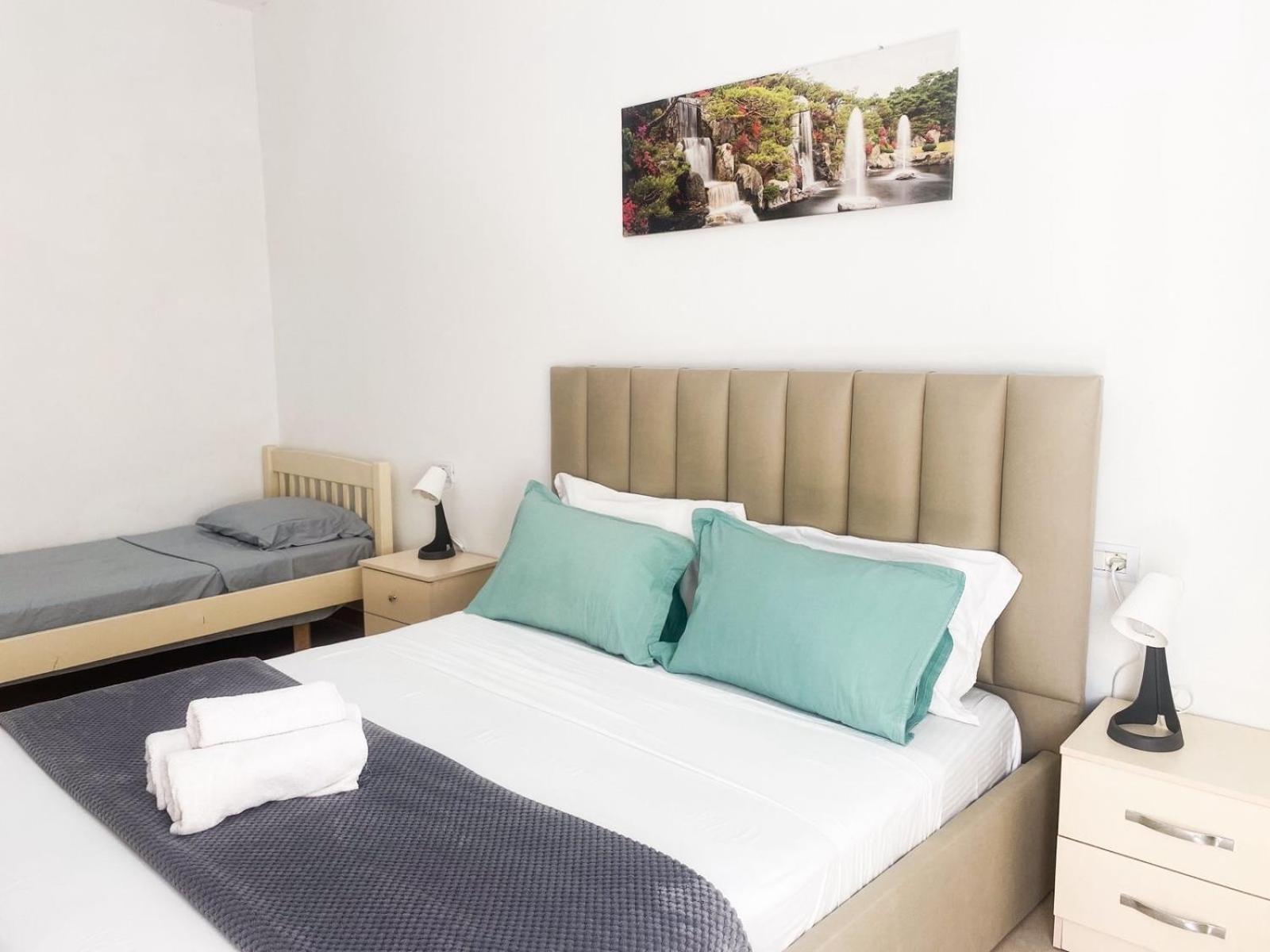 Lunasol Seaside Apartments Durres Ngoại thất bức ảnh