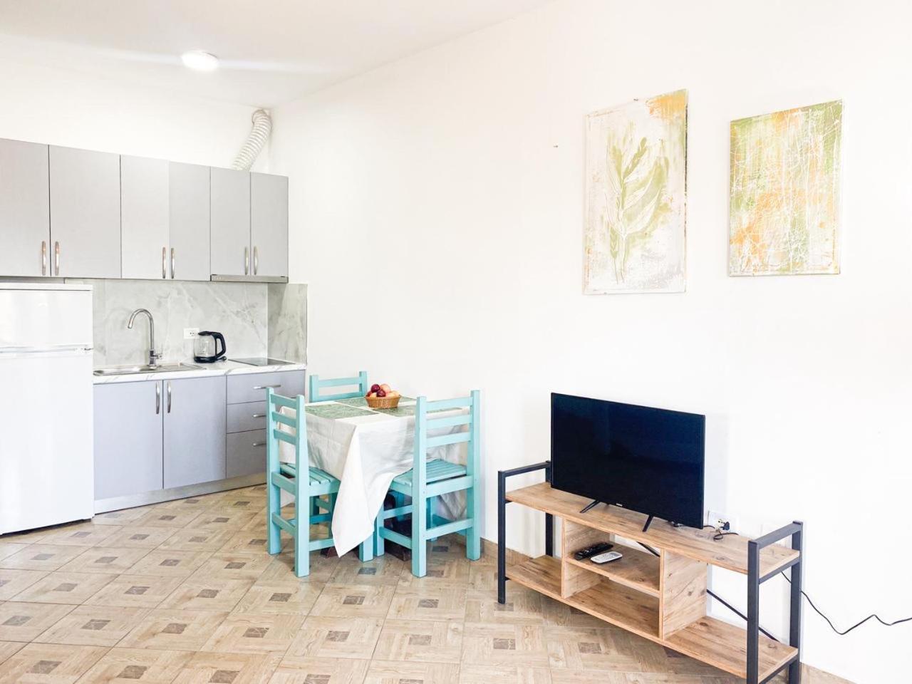 Lunasol Seaside Apartments Durres Ngoại thất bức ảnh